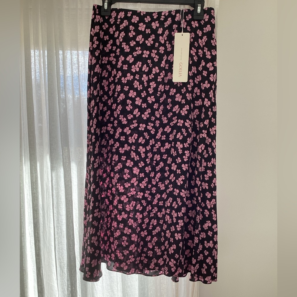 GOELIA Black and Pink Floral Midi Skirt - Picture 4 of 6